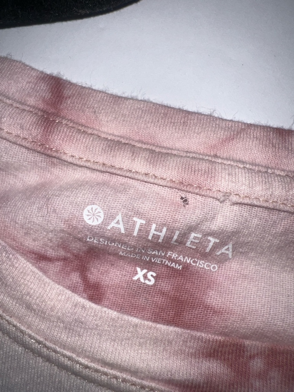 Women’s Athleta Pink and Cream Tie-Dye Short Sleeve Tee XS - Picture 4 of 6